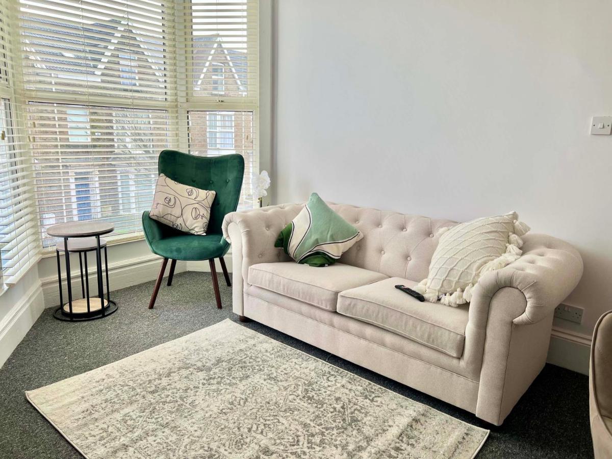 Stunning Flat Close To Beach Swansea Exteriör bild