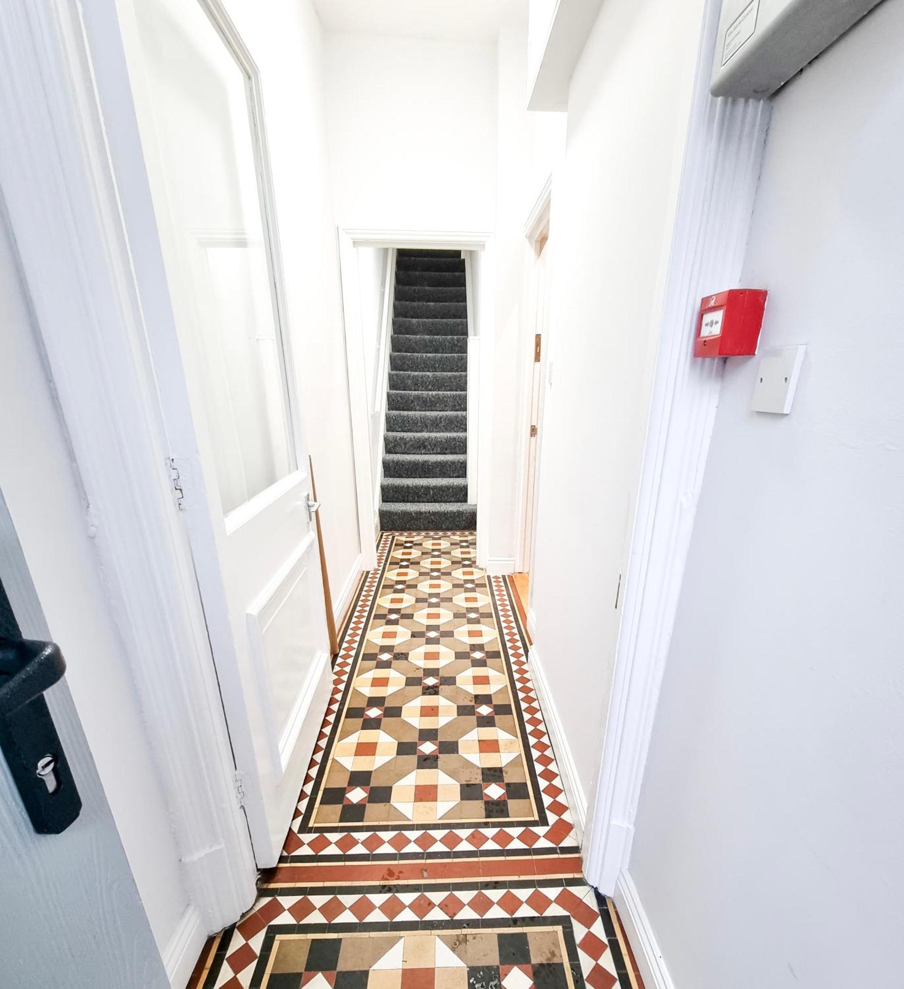 Stunning Flat Close To Beach Swansea Exteriör bild
